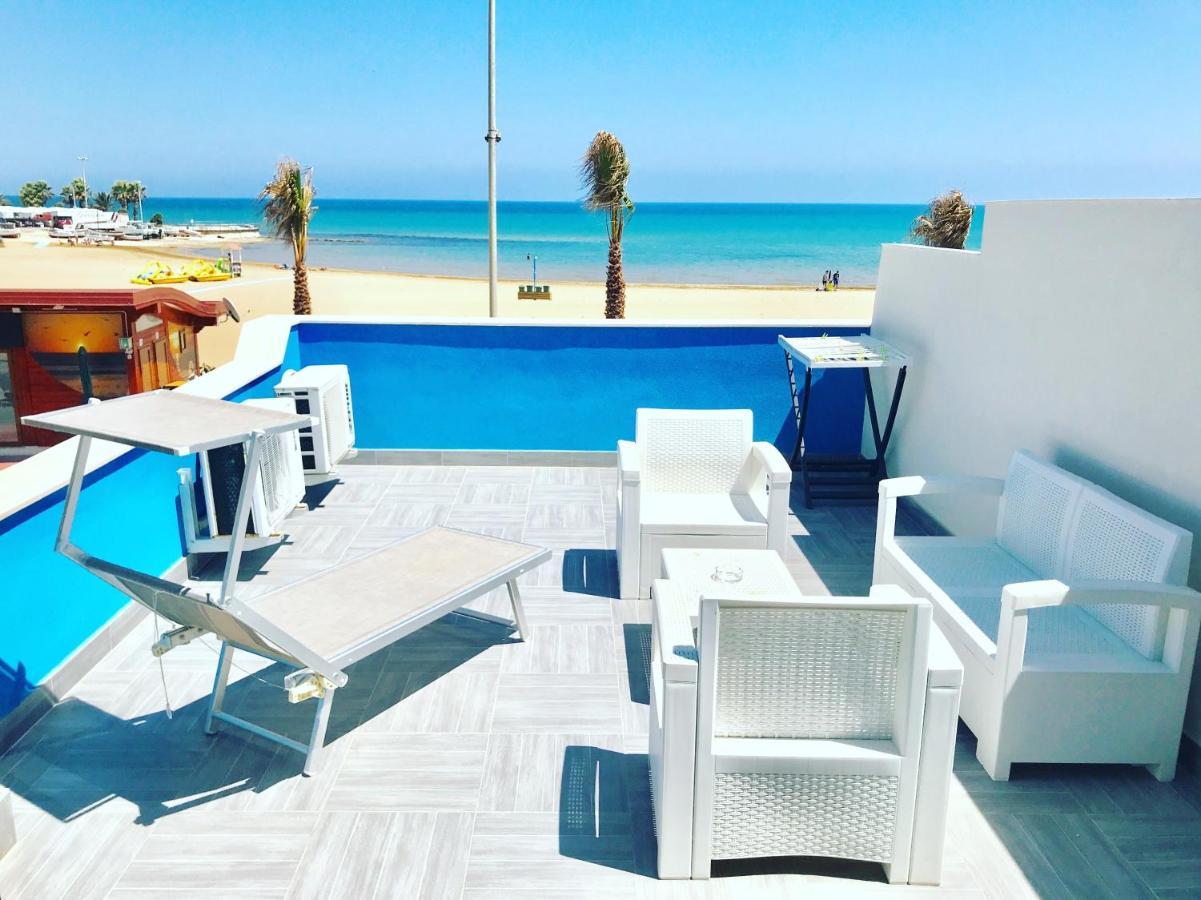 Terrazze Sul Mare Bed & Breakfast Pozzallo Luaran gambar