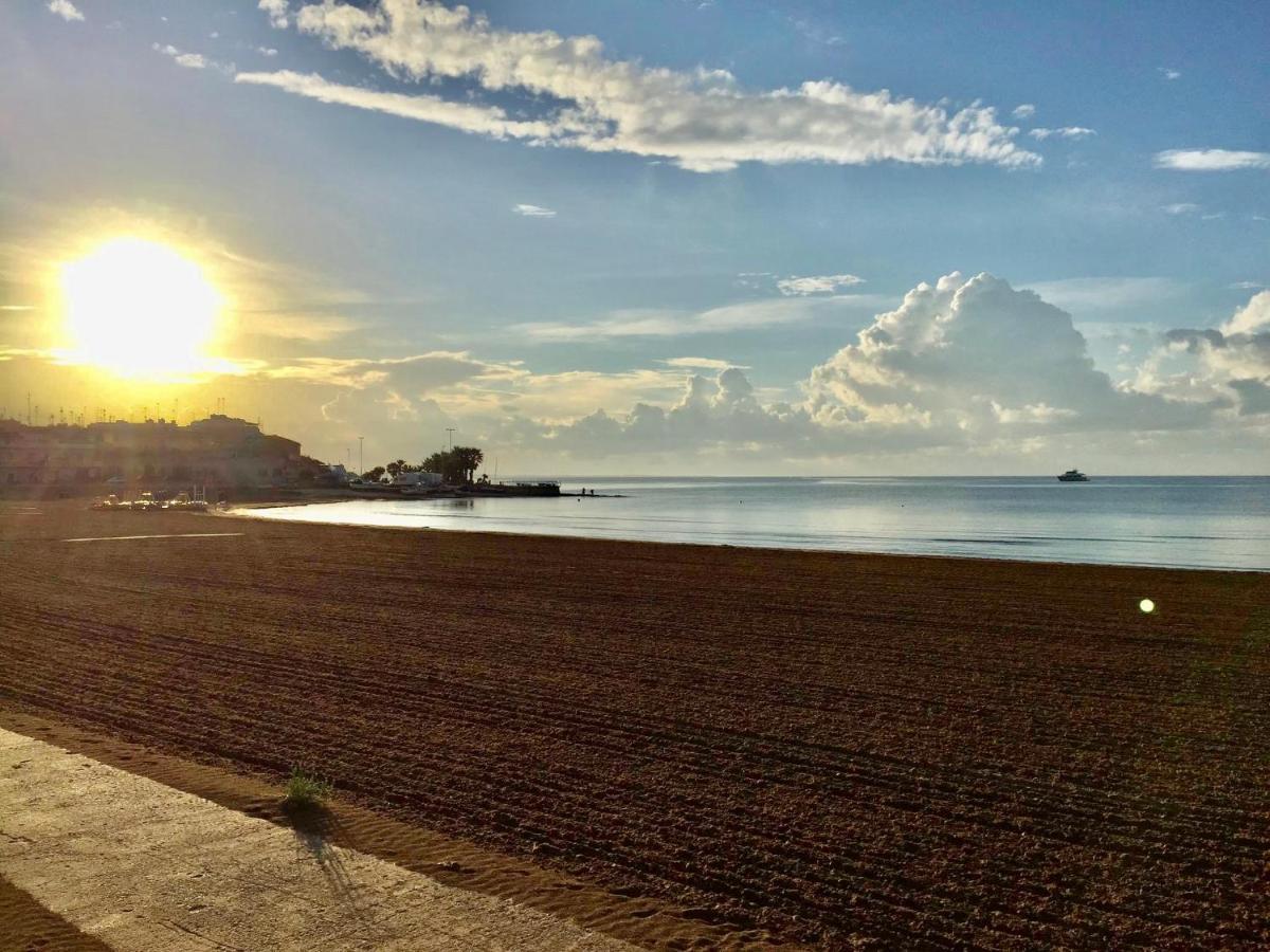 Terrazze Sul Mare Bed & Breakfast Pozzallo Luaran gambar