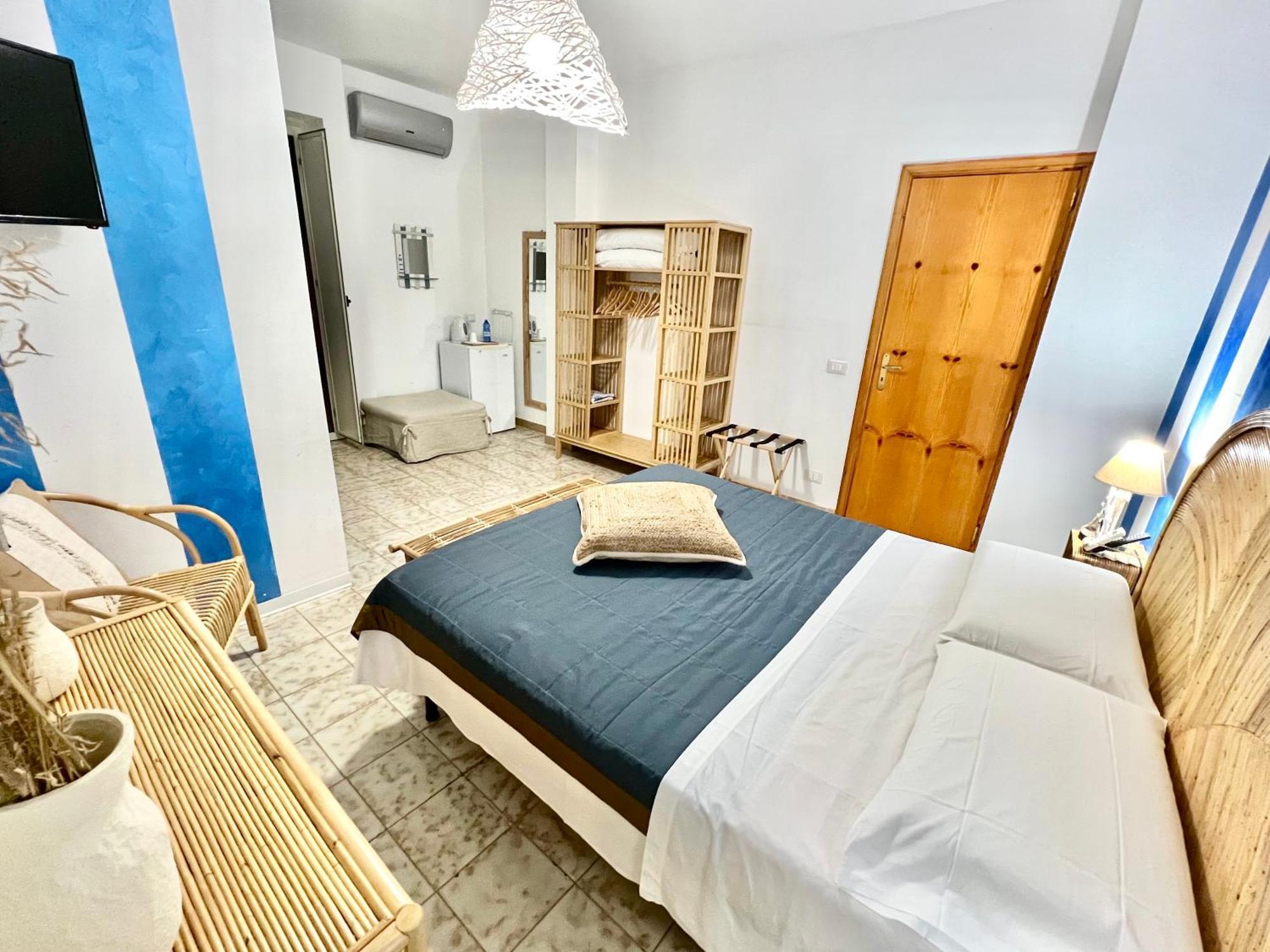 Terrazze Sul Mare Bed & Breakfast Pozzallo Luaran gambar