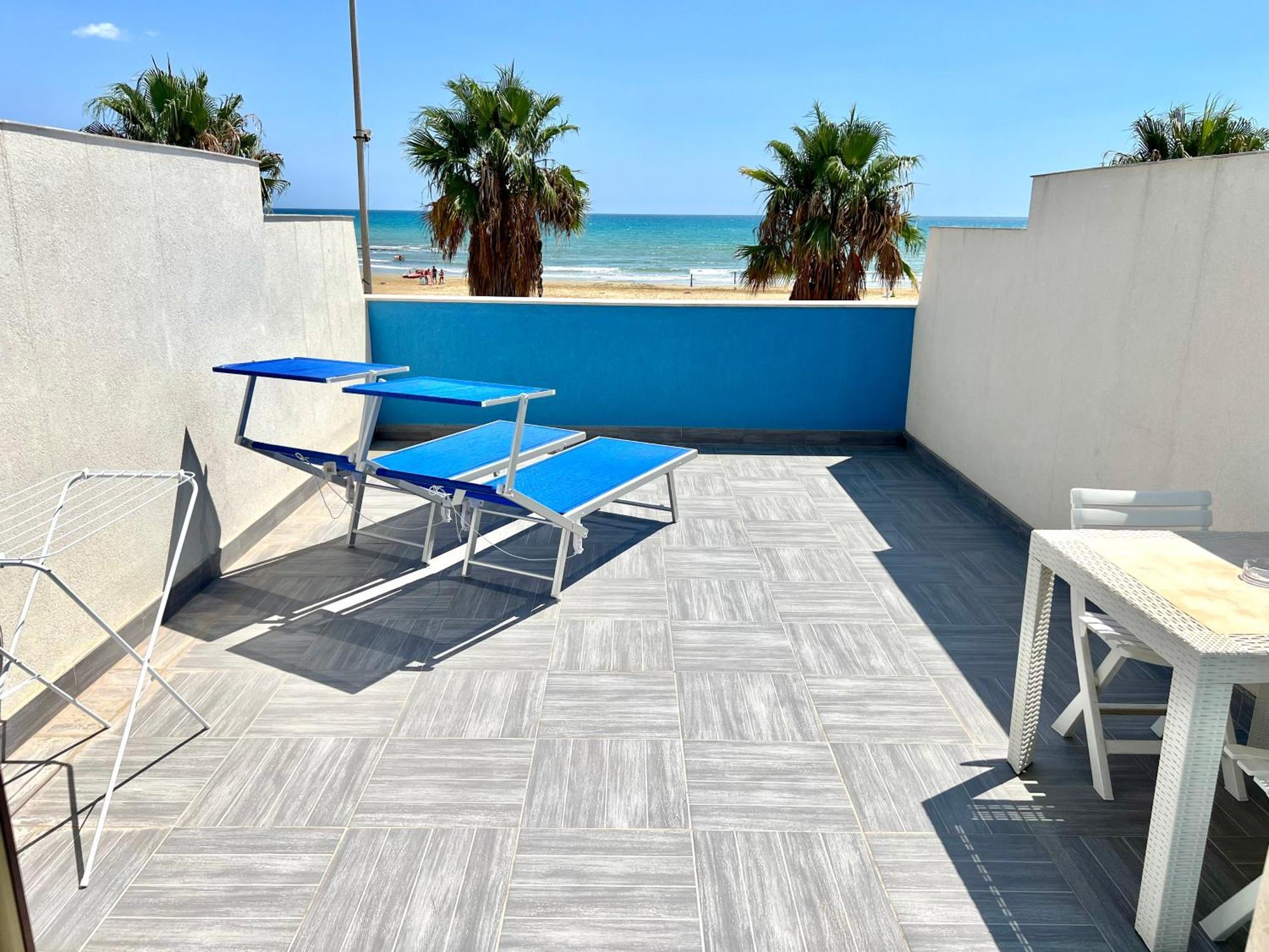 Terrazze Sul Mare Bed & Breakfast Pozzallo Luaran gambar