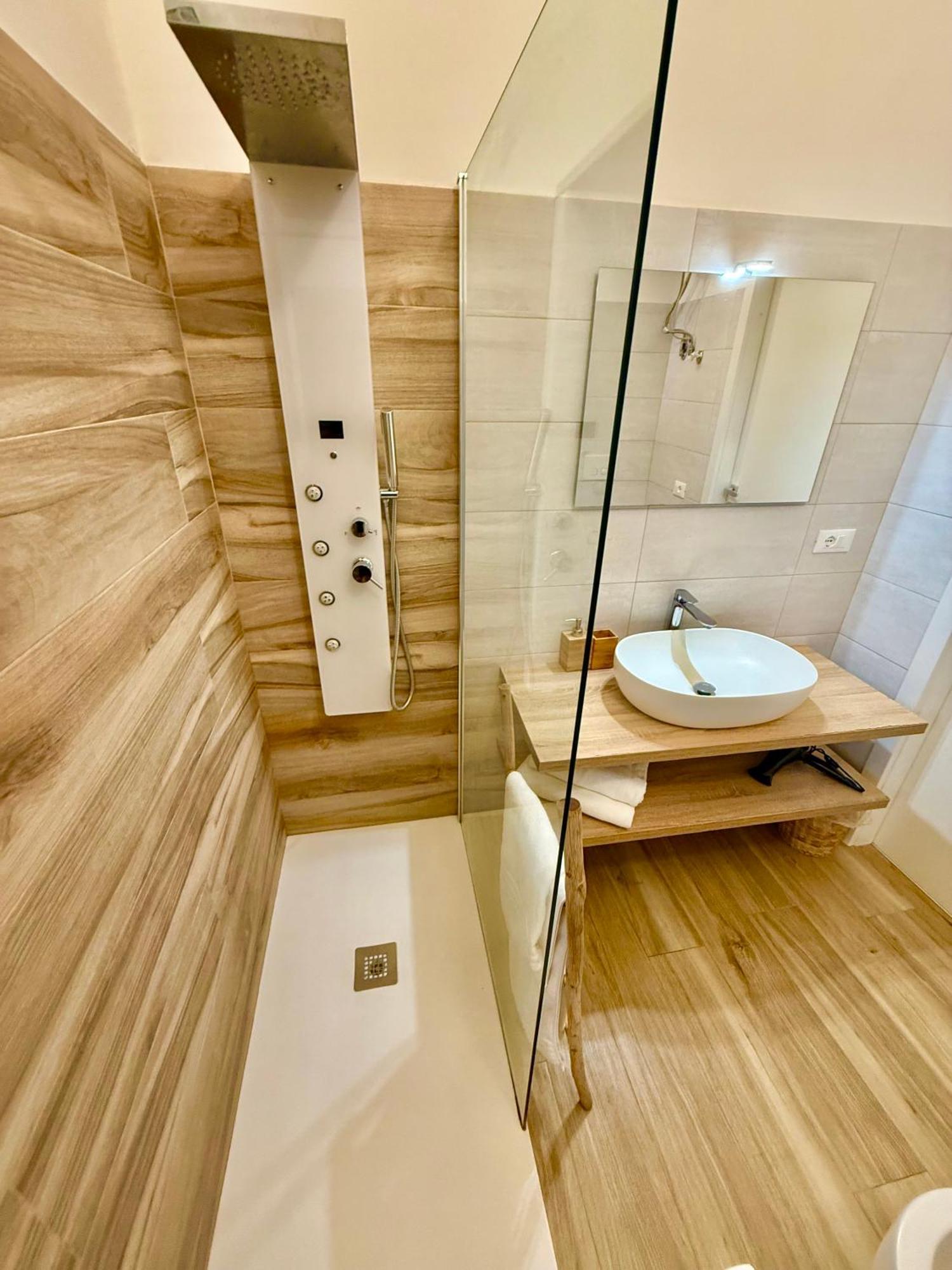 Terrazze Sul Mare Bed & Breakfast Pozzallo Luaran gambar