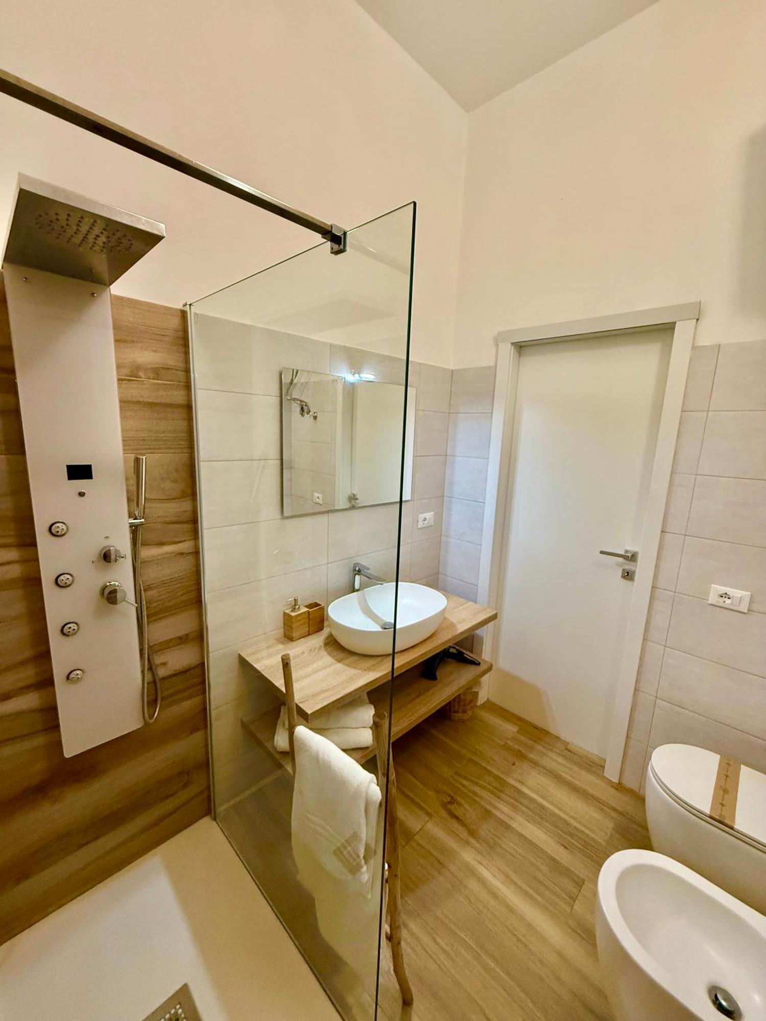 Terrazze Sul Mare Bed & Breakfast Pozzallo Luaran gambar